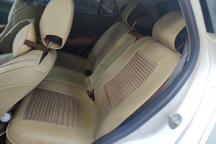 Used Baojun 510 2017 1.5L Automatic Luxury Model Left Rear Seat