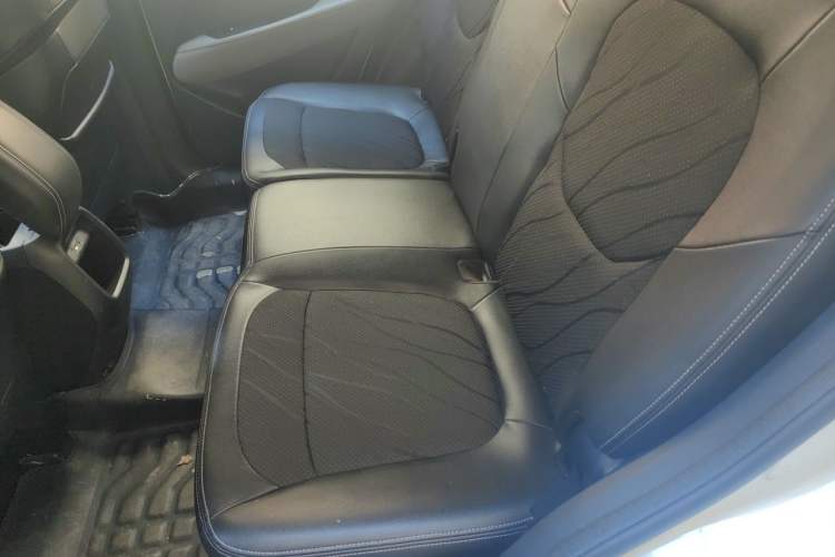 Used Baojun 510 2017 1.5L manual Comfort trim Left Rear Seat