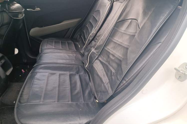 Used Baojun 510 2017 1.5L Automatic Fashion Model Left Rear Seat