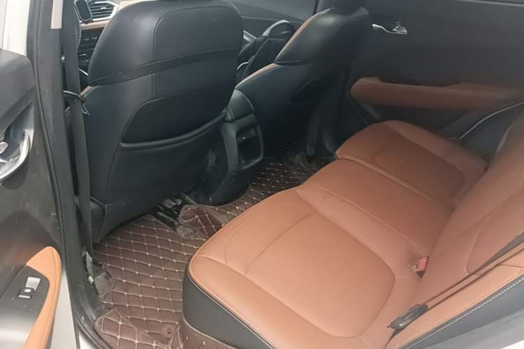 Used Baojun 510 2017 1.5L Automatic Luxury Model Left Rear Seat