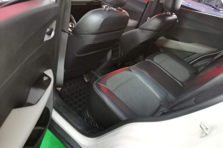 Used Baojun 510 2017 1.5L Automatic Fashion Model Left Rear Seat