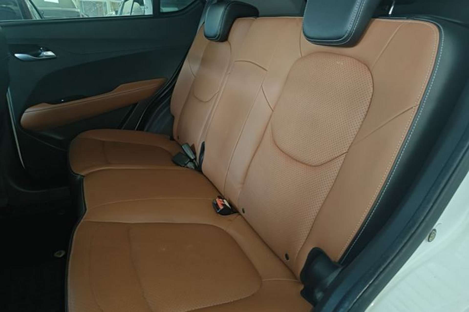 Used Baojun 510 2017 1.5L Automatic Luxury Model Left Rear Seat