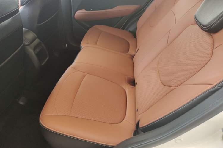 Used Baojun 510 2017 1.5L Manual Luxury Model Left Rear Seat