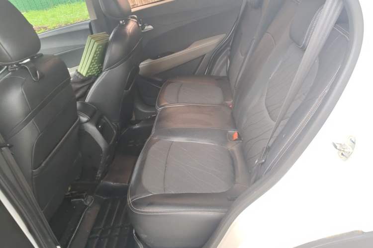 Used Baojun 510 2017 1.5L Automatic Fashion Model Left Rear Seat