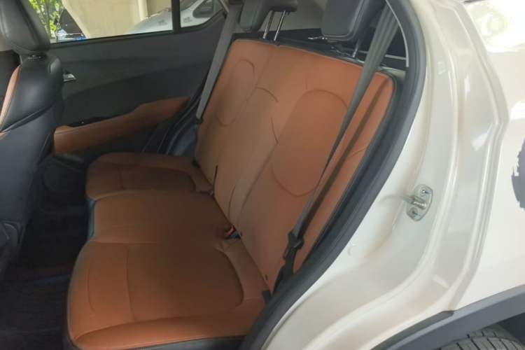 Used Baojun 510 2017 1.5L Manual Luxury Model Left Rear Seat