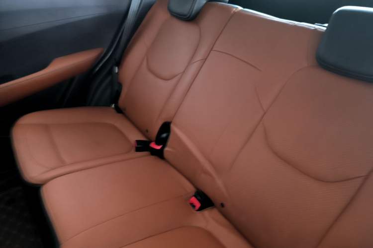 Used Baojun 510 2017 1.5L Manual Luxury Model Left Rear Seat