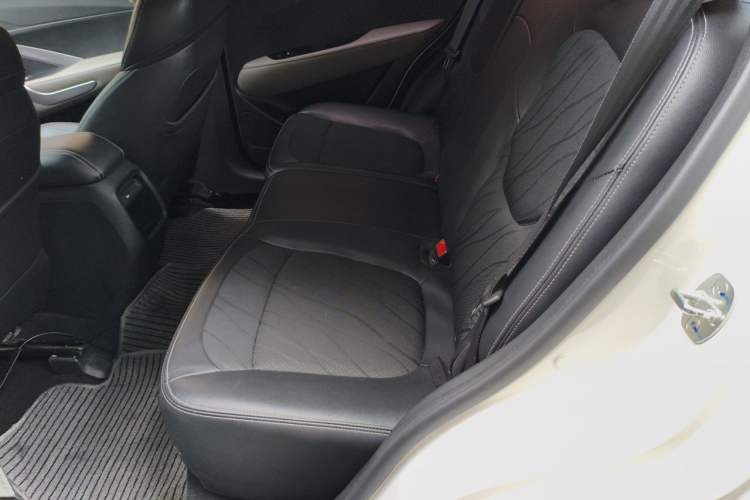 Used Baojun 510 2017 1.5L Manual Fashion Model Left Rear Seat