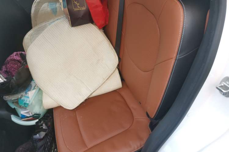 Used Baojun 510 2017 1.5L Automatic Luxury Model Left Rear Seat