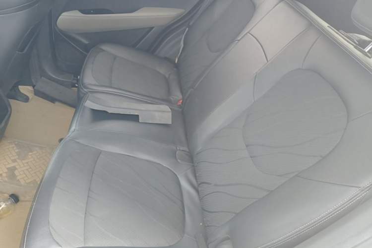 Used Baojun 510 2017 1.5L Manual Fashion Model Left Rear Seat