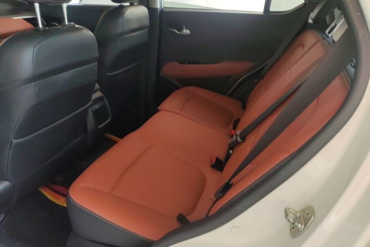 Used Baojun 510 2017 1.5L Automatic Luxury Model Left Rear Seat