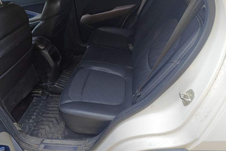 Used Baojun 510 2017 1.5L Manual Fashion Model Left Rear Seat