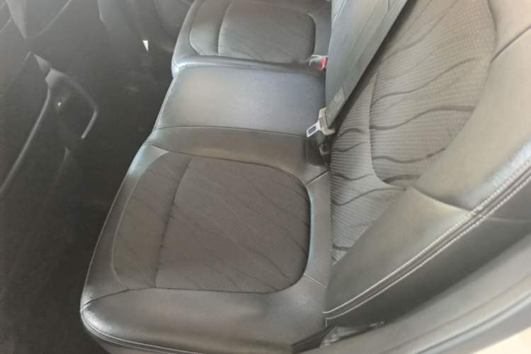 Used Baojun 510 2017 1.5L Manual Fashion Model Left Rear Seat