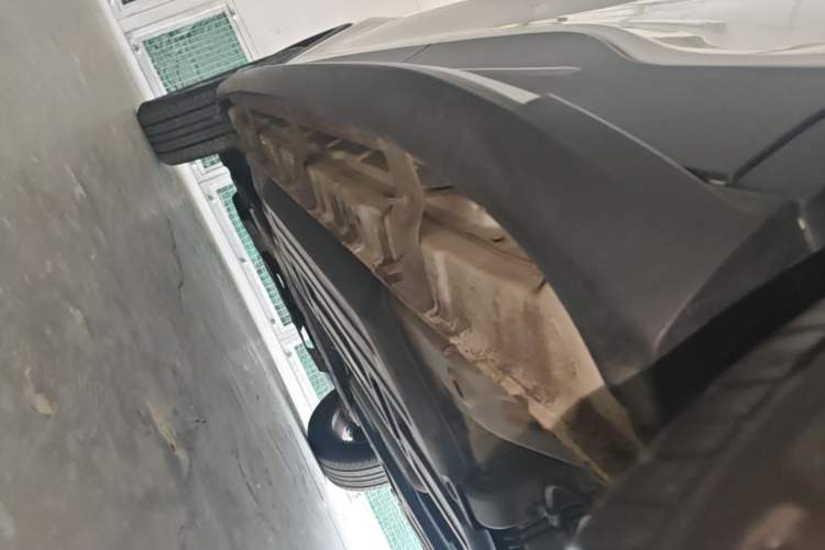 Used Baojun 510 2017 1.5L manual Comfort trim Left Side Sill