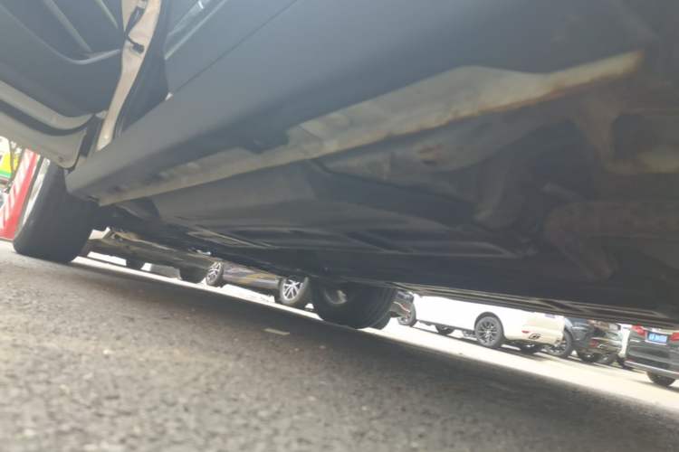 Used Baojun 510 2017 1.5L Manual Fashion Model Left Side Sill