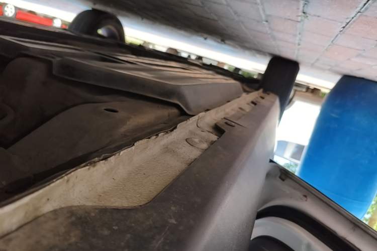 Used Baojun 510 2017 1.5L Automatic Fashion Model Left Side Sill