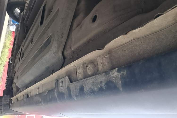 Used Baojun 510 2017 1.5L Manual Fashion Model Left Side Sill