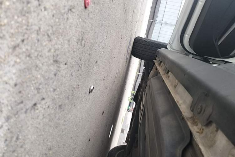 Used Baojun 510 2017 1.5L Manual Fashion Model Left Side Sill