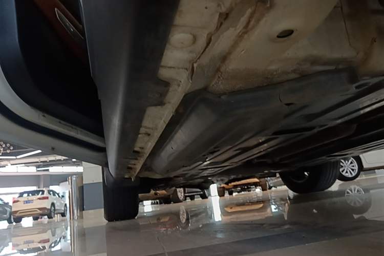 Used Baojun 510 2017 1.5L Manual Luxury Model Left Side Sill