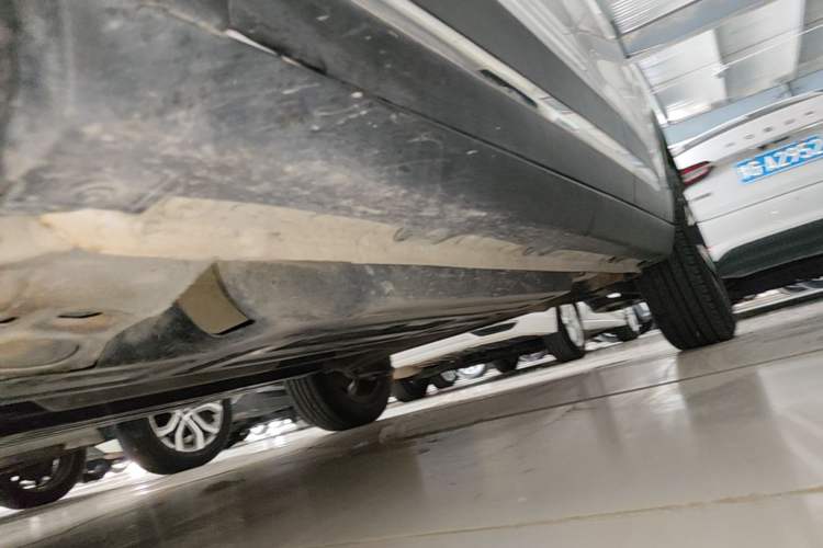Used Baojun 510 2017 1.5L Manual Luxury Model Left Side Sill