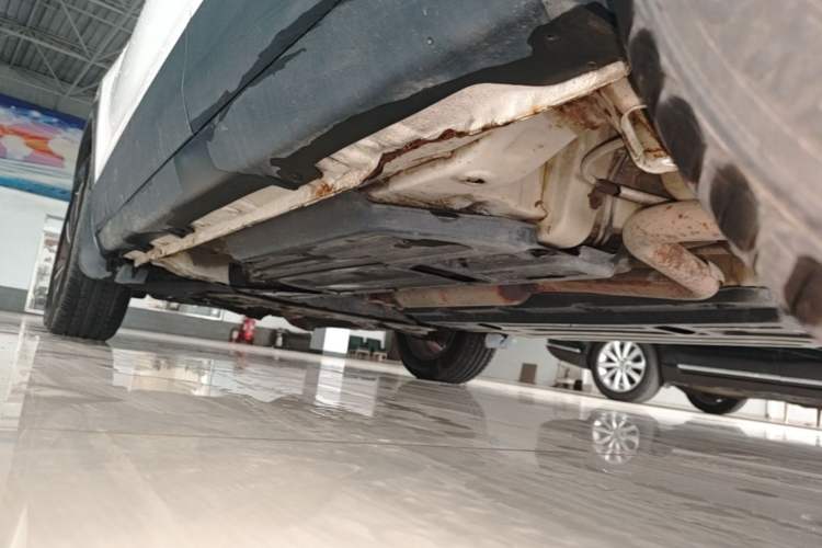 Used Baojun 510 2017 1.5L manual Comfort trim Left Side Sill