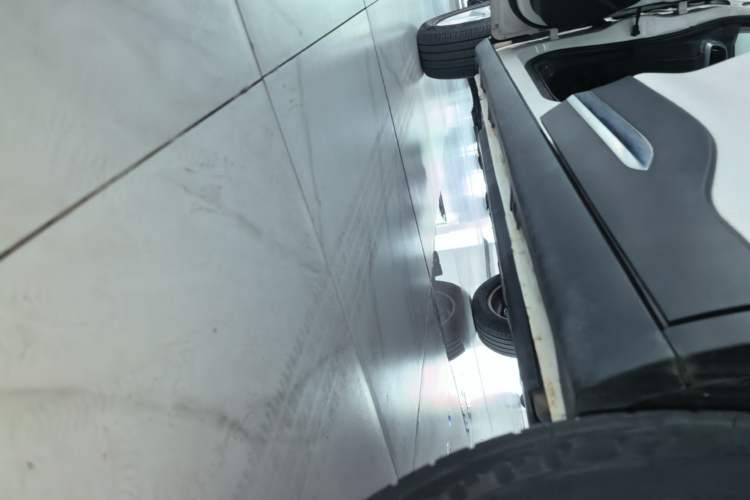 Used Baojun 510 2017 1.5L Automatic Fashion Model Left Side Sill