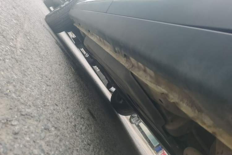 Used Baojun 510 2017 1.5L Automatic Luxury Model Left Side Sill