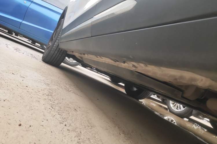 Used Baojun 510 2017 1.5L Manual Luxury Model Left Side Sill
