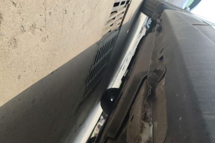 Used Baojun 510 2017 1.5L Manual Luxury Model Left Side Sill