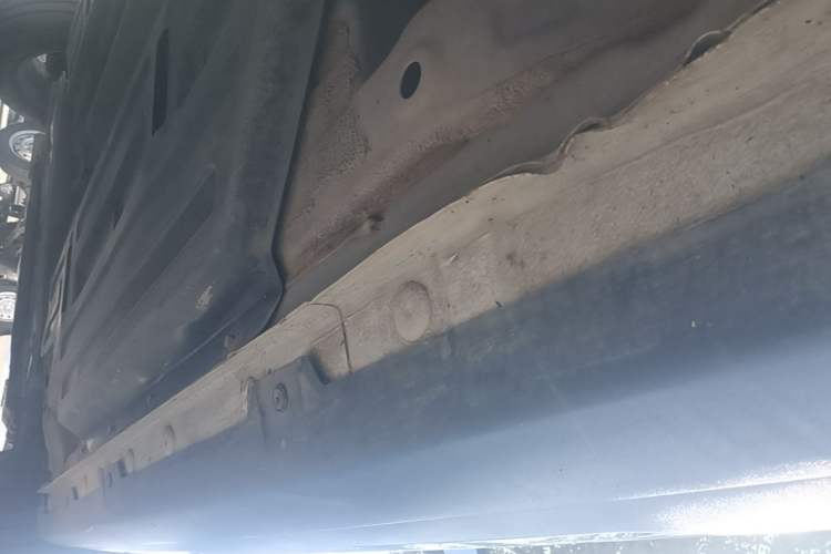 Used Baojun 510 2017 1.5L Manual Luxury Model Left Side Sill