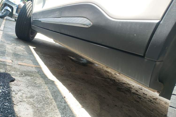 Used Baojun 510 2017 1.5L Automatic Luxury Model Left Side Sill