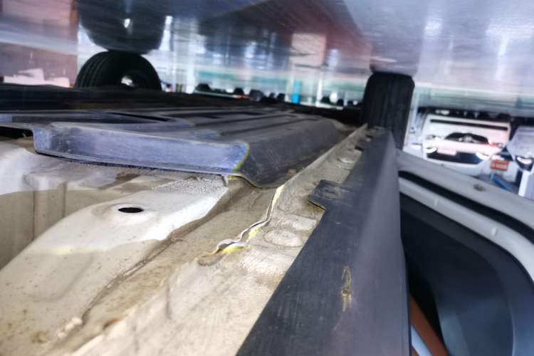 Used Baojun 510 2017 1.5L Manual Luxury Model Left Side Sill