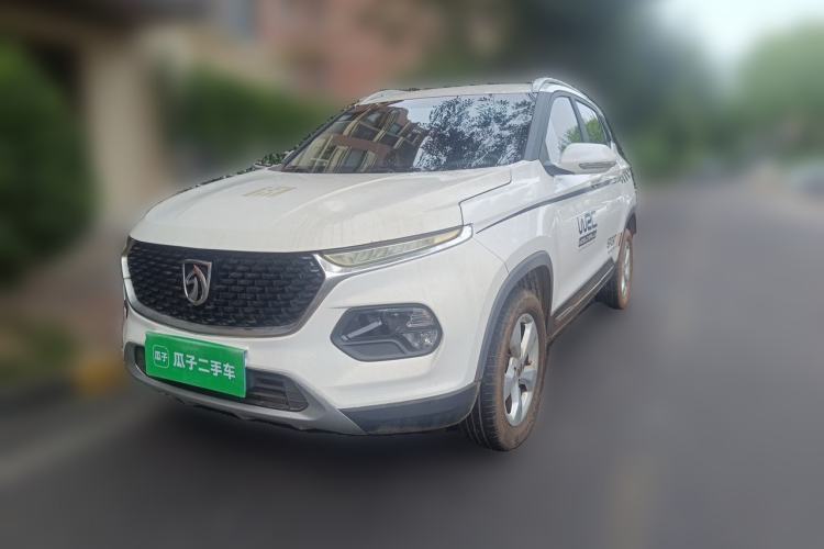 Used Baojun 510 2017 1.5L manual Comfort trim Guazi used car, China used car export, Used car for sale, Used  cars, Cheapest cars for sale