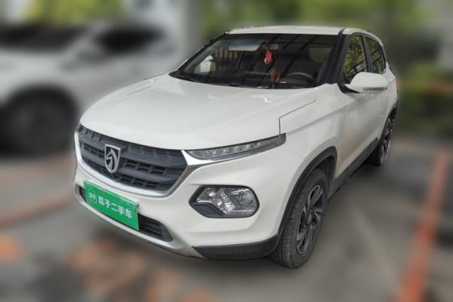 Used Baojun 510 2017 1.5L manual Comfort trim