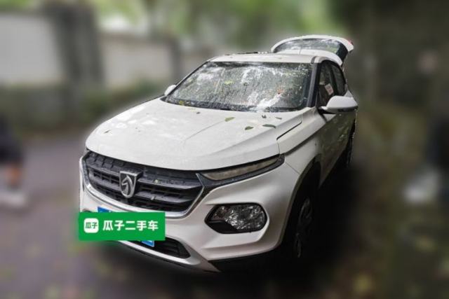 Używany Baojun 510 2017 1.5L manual Comfort trim