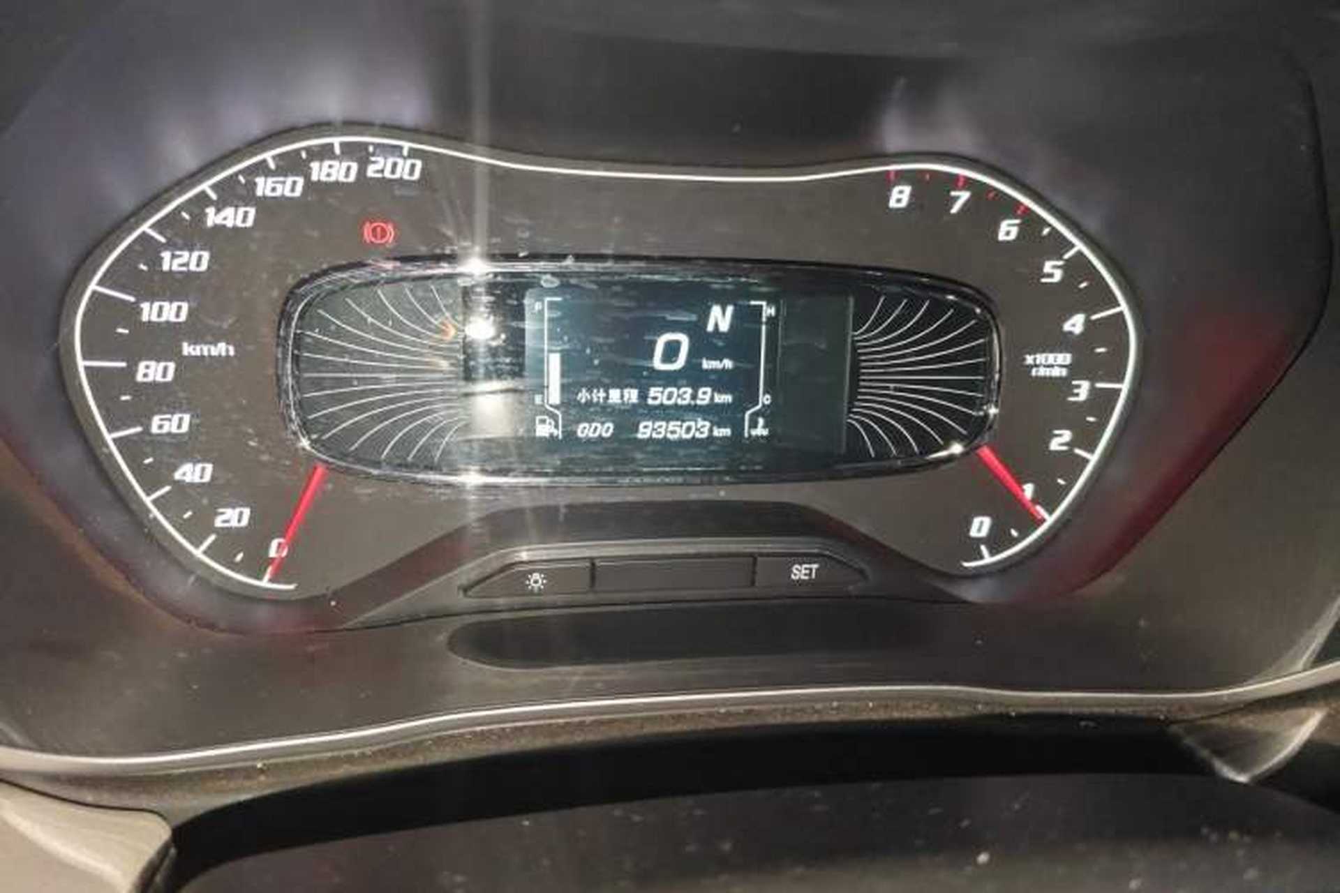 Used Baojun 510 2017 1.5L Automatic Fashion Model Odometer Close Up