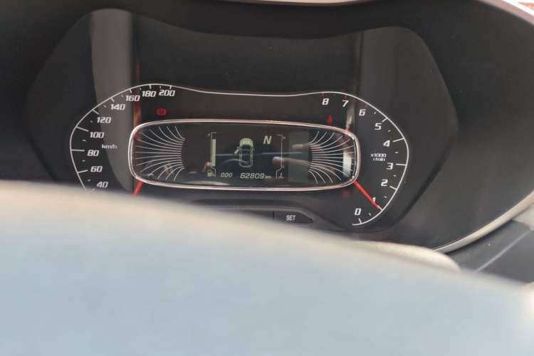 Used Baojun 510 2017 1.5L Automatic Fashion Model Odometer Close Up