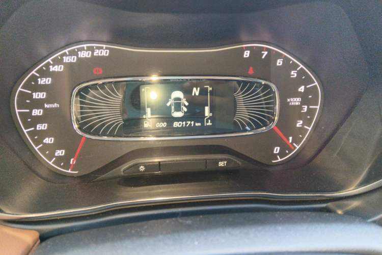 Used Baojun 510 2017 1.5L Automatic Luxury Model Odometer Close Up