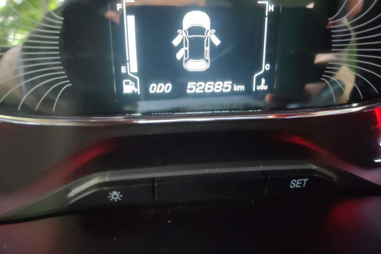 Used Baojun 510 2017 1.5L Manual Luxury Model Odometer Close Up