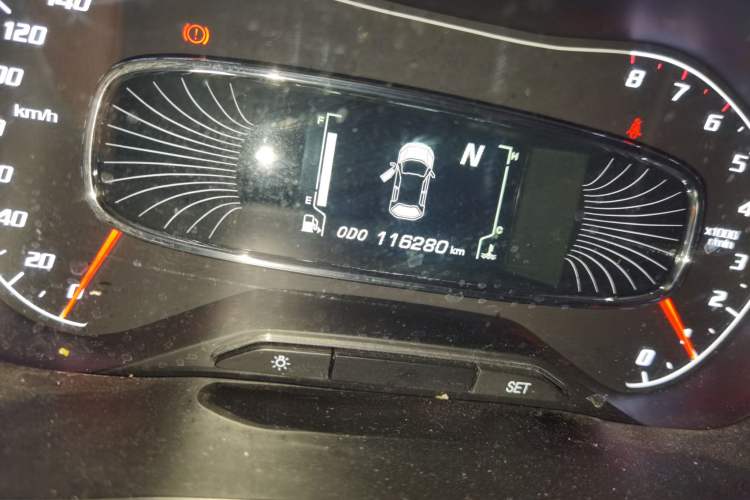 Used Baojun 510 2017 1.5L Automatic Luxury Model Odometer Close Up