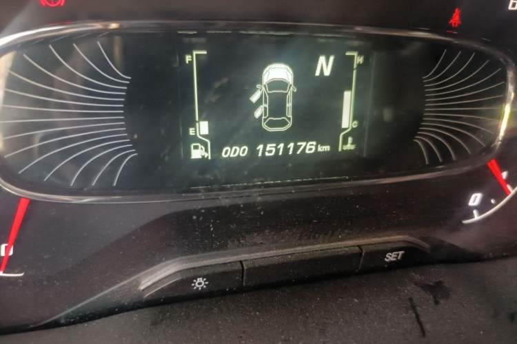 Used Baojun 510 2017 1.5L Automatic Luxury Model Odometer Close Up
