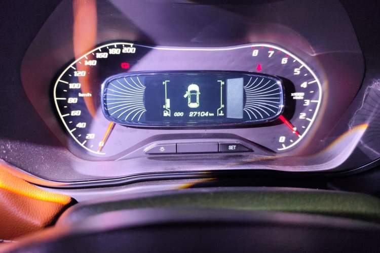Used Baojun 510 2017 1.5L Manual Luxury Model Odometer Close Up