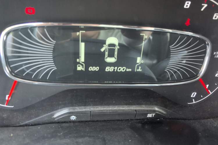 Used Baojun 510 2017 1.5L Manual Fashion Model Odometer Close Up