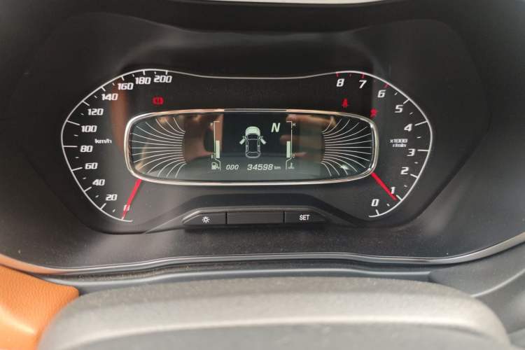 Used Baojun 510 2017 1.5L Automatic Luxury Model Odometer Close Up