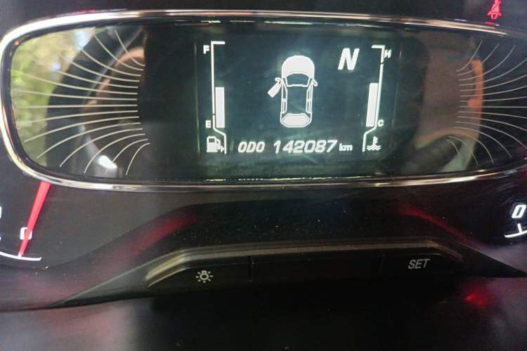 Used Baojun 510 2017 1.5L Automatic Fashion Model Odometer Close Up