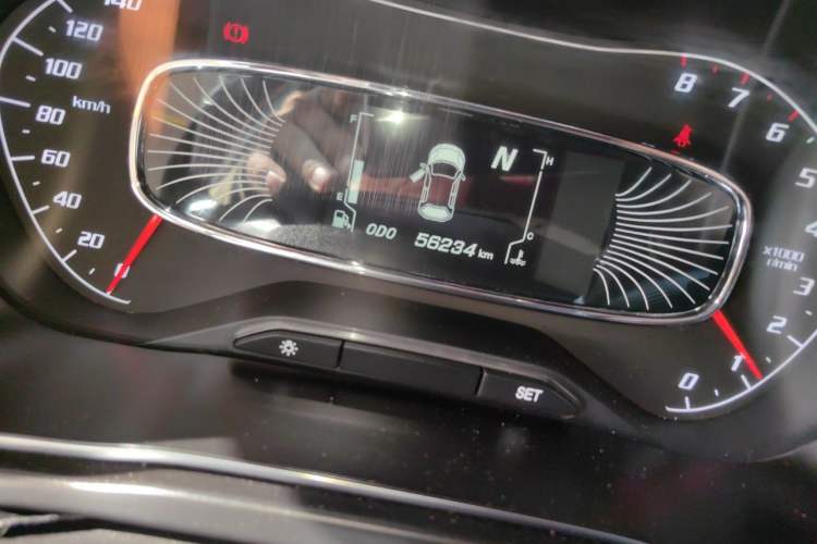 Used Baojun 510 2017 1.5L Automatic Luxury Model Odometer Close Up