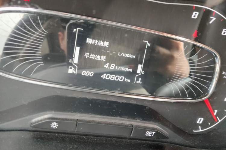 Used Baojun 510 2017 1.5L Manual Luxury Model Odometer Close Up