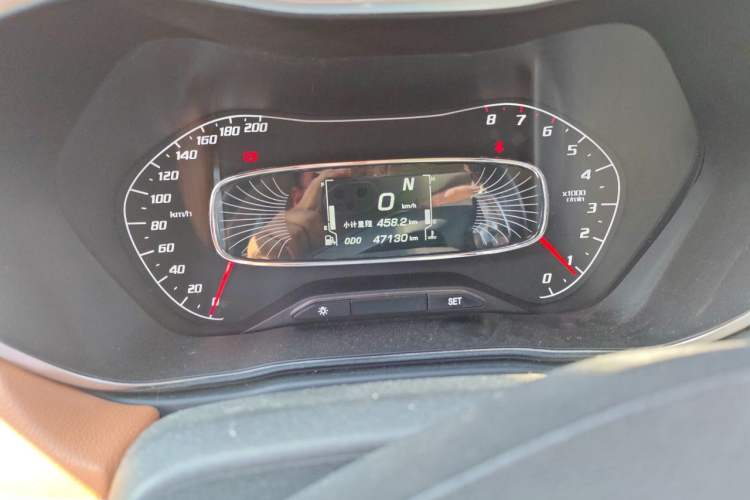 Used Baojun 510 2017 1.5L Automatic Luxury Model Odometer Close Up