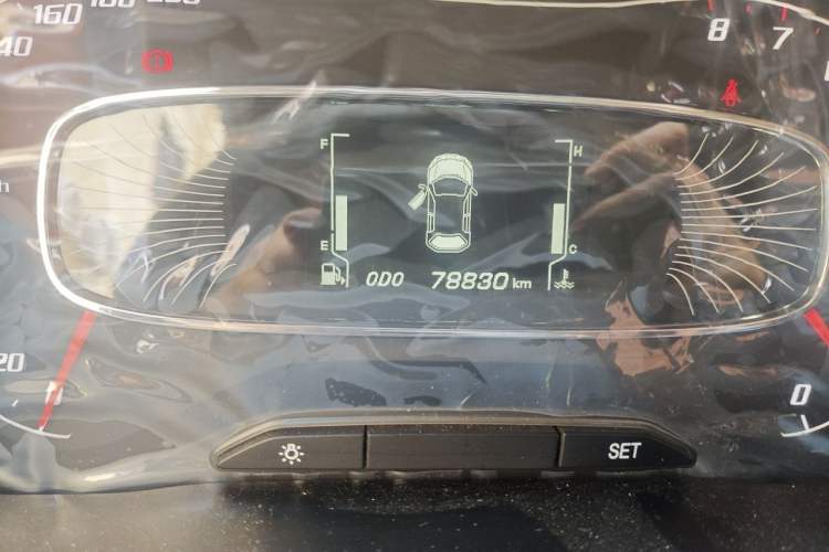 Used Baojun 510 2017 1.5L Manual Luxury Model Odometer Close Up