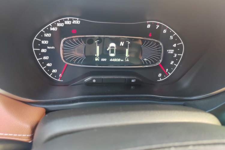 Used Baojun 510 2017 1.5L Automatic Luxury Model Odometer Close Up