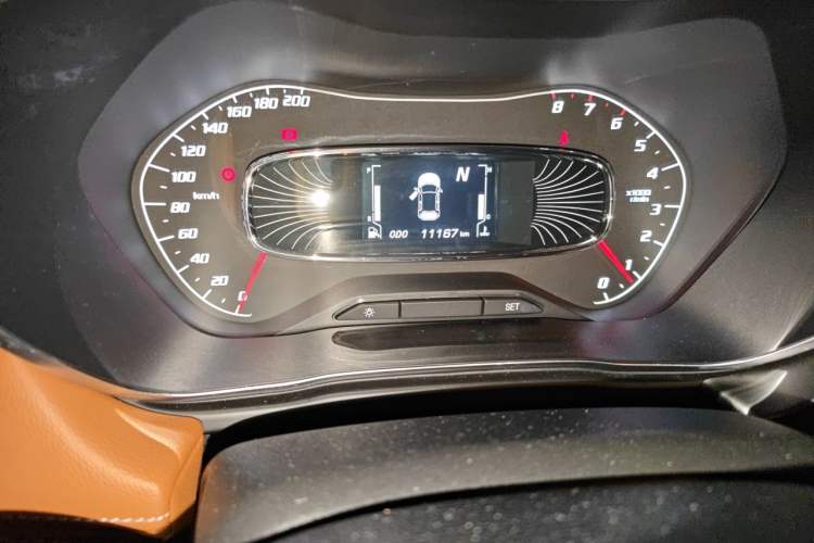 Used Baojun 510 2017 1.5L Automatic Luxury Model Odometer Close Up